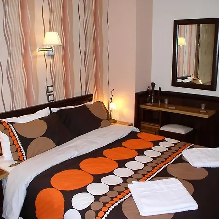 Patriko 3* Agios Nikolaos (Central Greece)